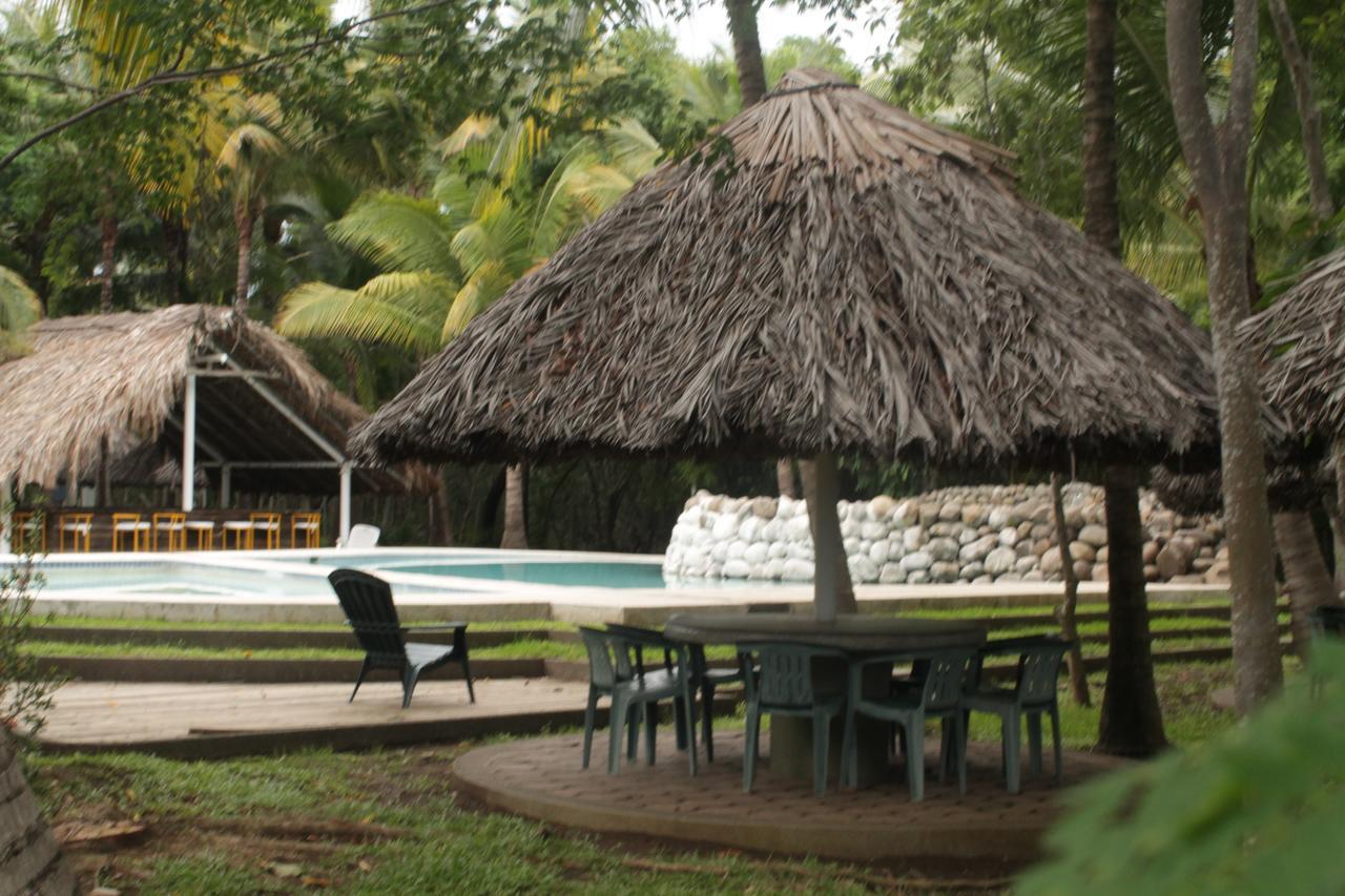 Puerto Barillas Баия-де-Хикилиско Экстерьер фото